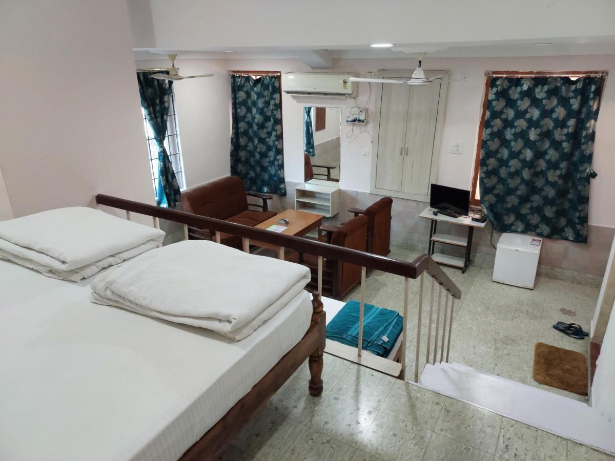 Radhika Resort Bhubaneswar Zewnętrze zdjęcie