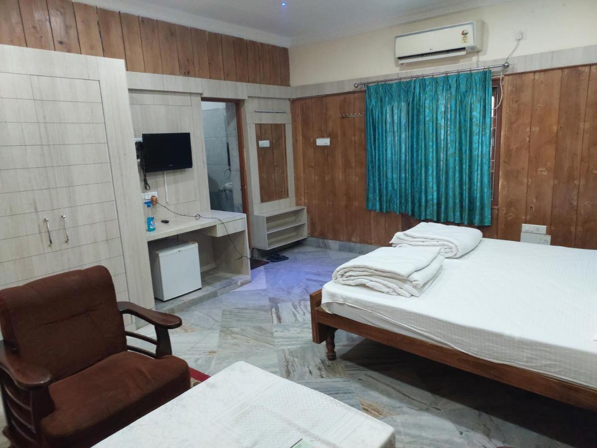 Radhika Resort Bhubaneswar Zewnętrze zdjęcie