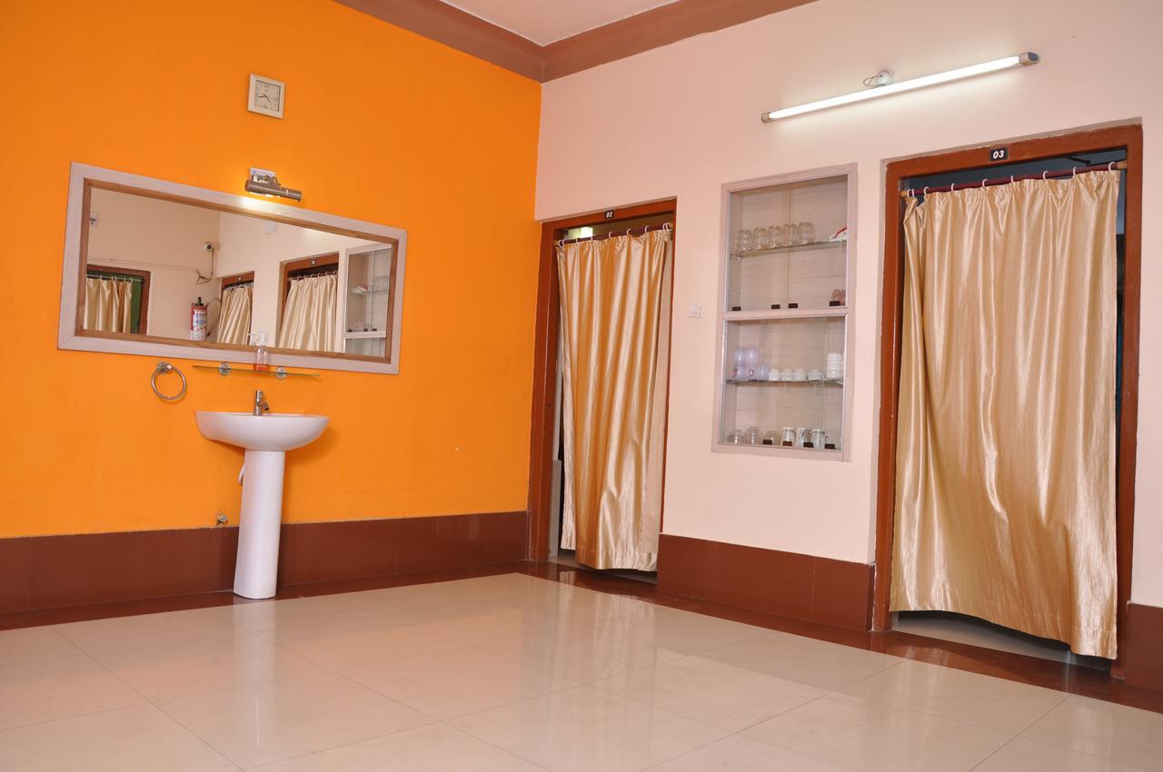 Radhika Resort Bhubaneswar Zewnętrze zdjęcie